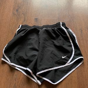 Girls large Nike shorts
